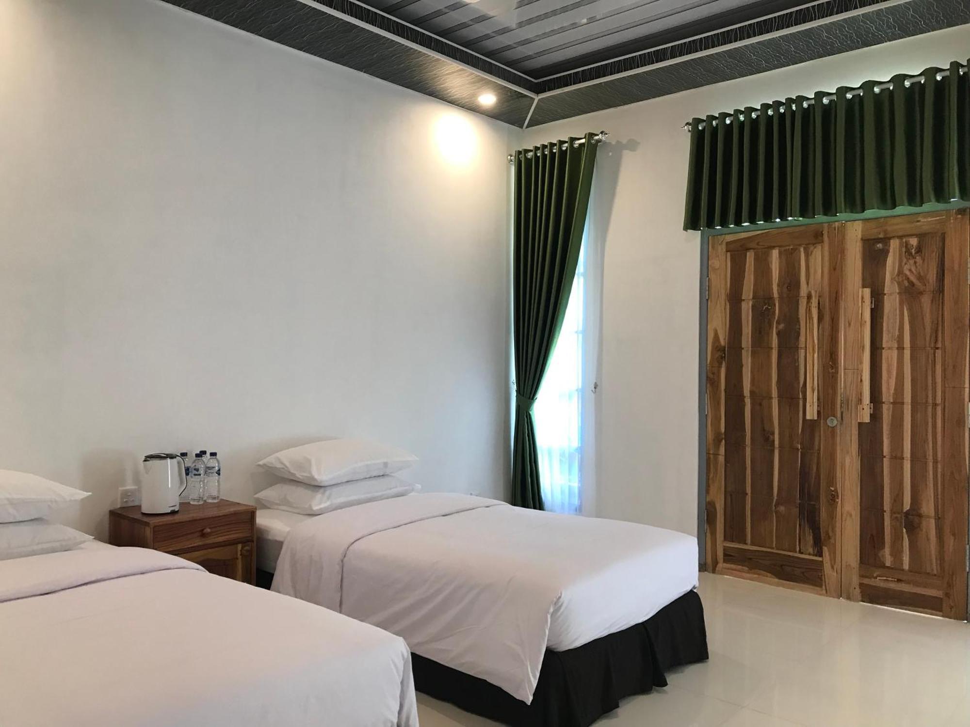 Pohon Purba Resort & Restaurant Labuhan Pandan Eksteriør billede