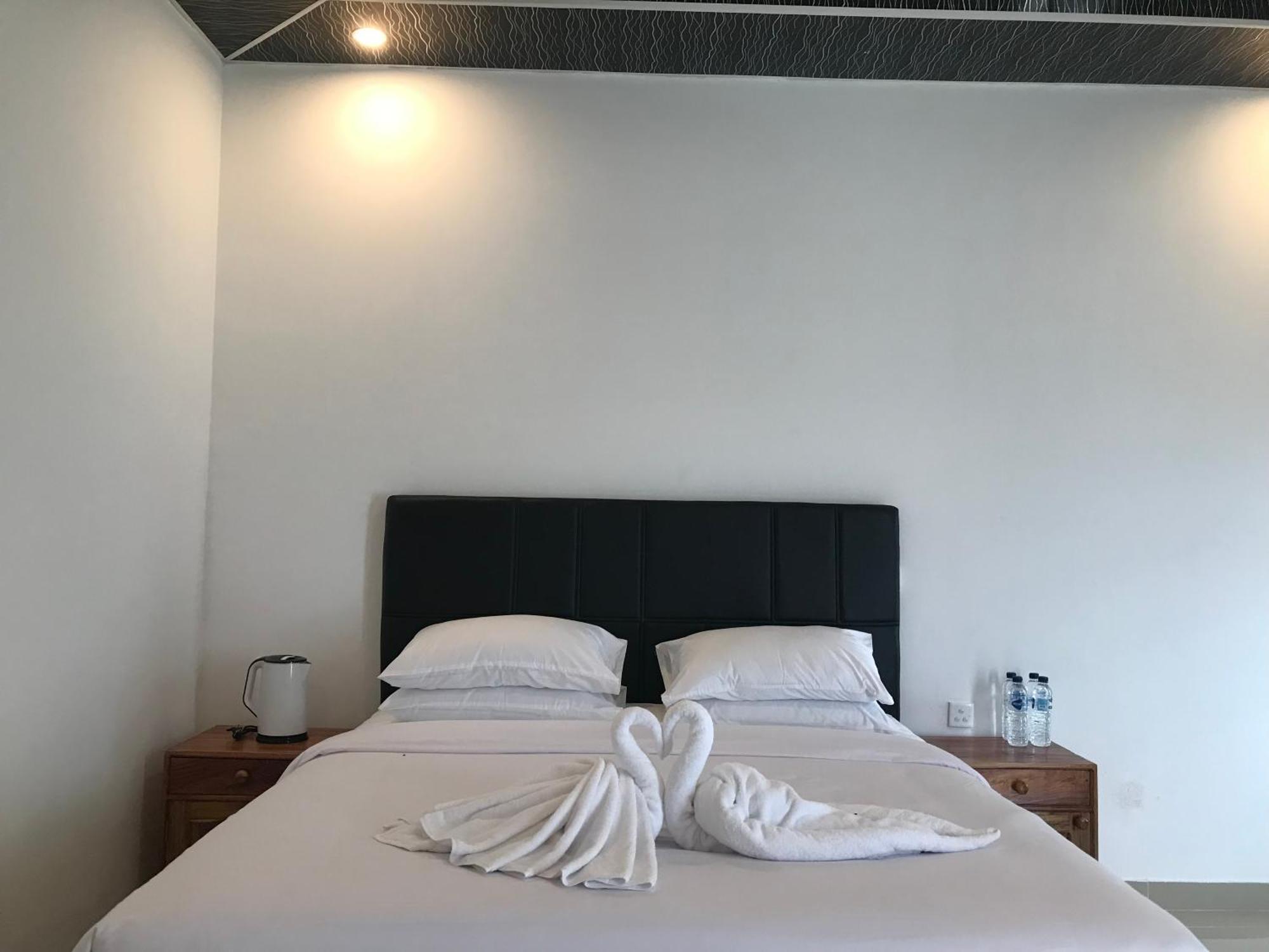 Pohon Purba Resort & Restaurant Labuhan Pandan Eksteriør billede