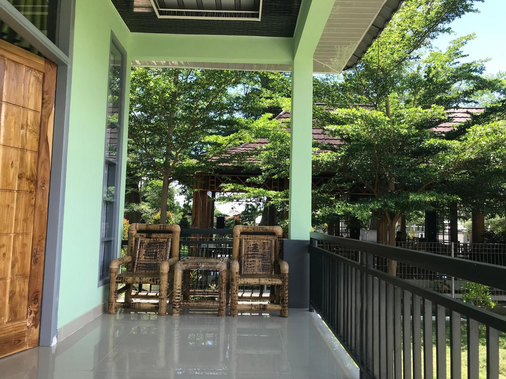Pohon Purba Resort & Restaurant Labuhan Pandan Eksteriør billede