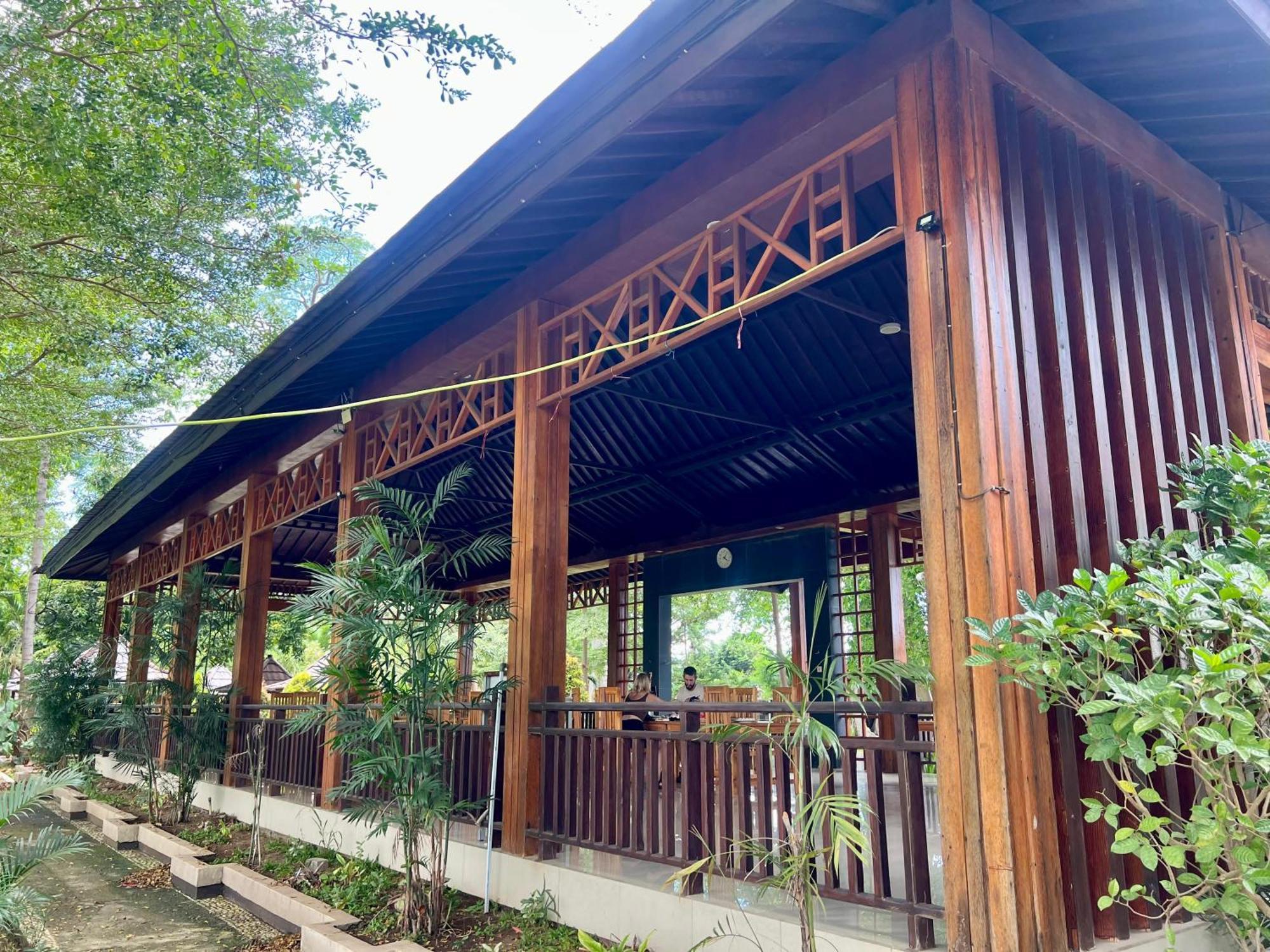 Pohon Purba Resort & Restaurant Labuhan Pandan Eksteriør billede