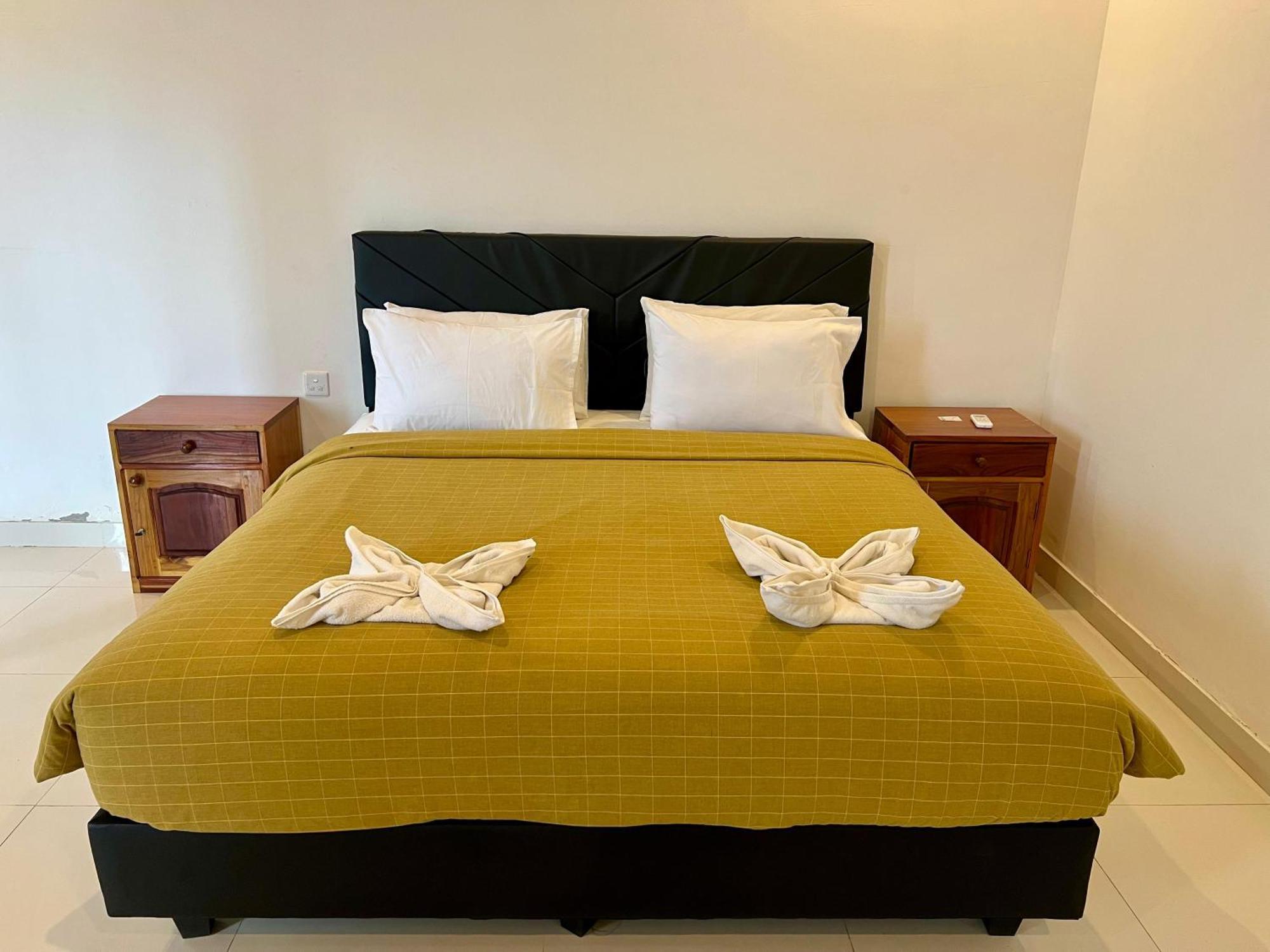 Pohon Purba Resort & Restaurant Labuhan Pandan Eksteriør billede